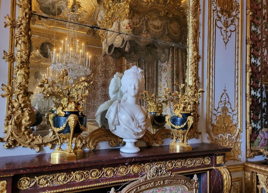 Versailles Palace & Marie-Antoinettes Estate Private Tour - Just The Basics