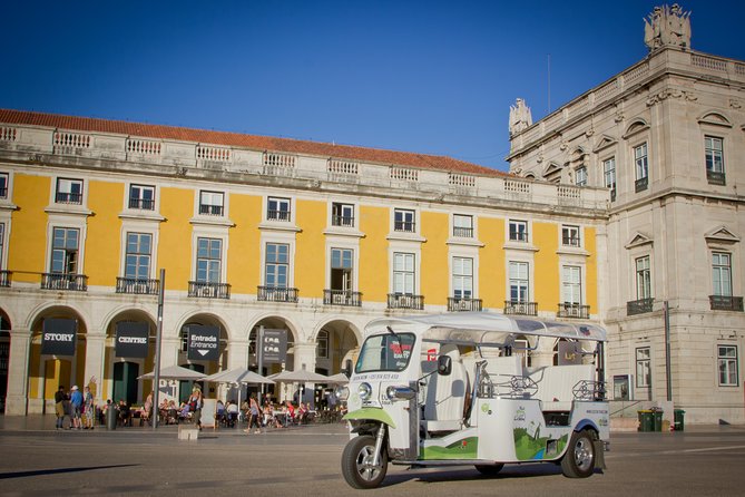1.5-Hour Private Tuk Tuk Tour of Lisbon Old Town and City Center - Discovering Lisbon Neighborhoods