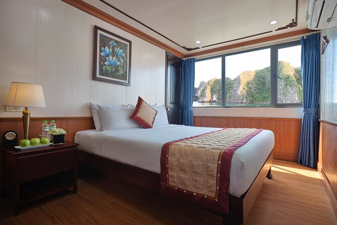 1 Night Halong Bay Cruise-Titov Island,Surprise Cave,Kayak,Meals