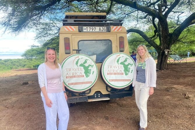 2 Days Group to Tarangire & Ngorongoro Lodge Safari Tanzania