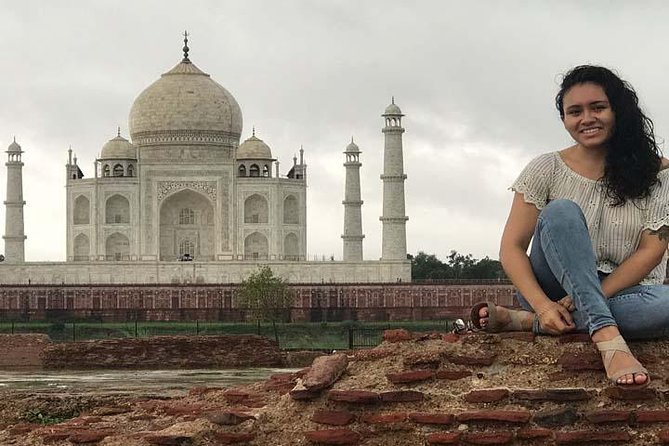 2 Days Overnight Taj Mahal & Agra Tour From Delhi