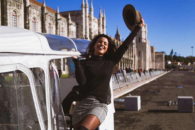 2 Hour Lisbon Private Guided Tour in a Tuk Tuk - Meeting and Pickup