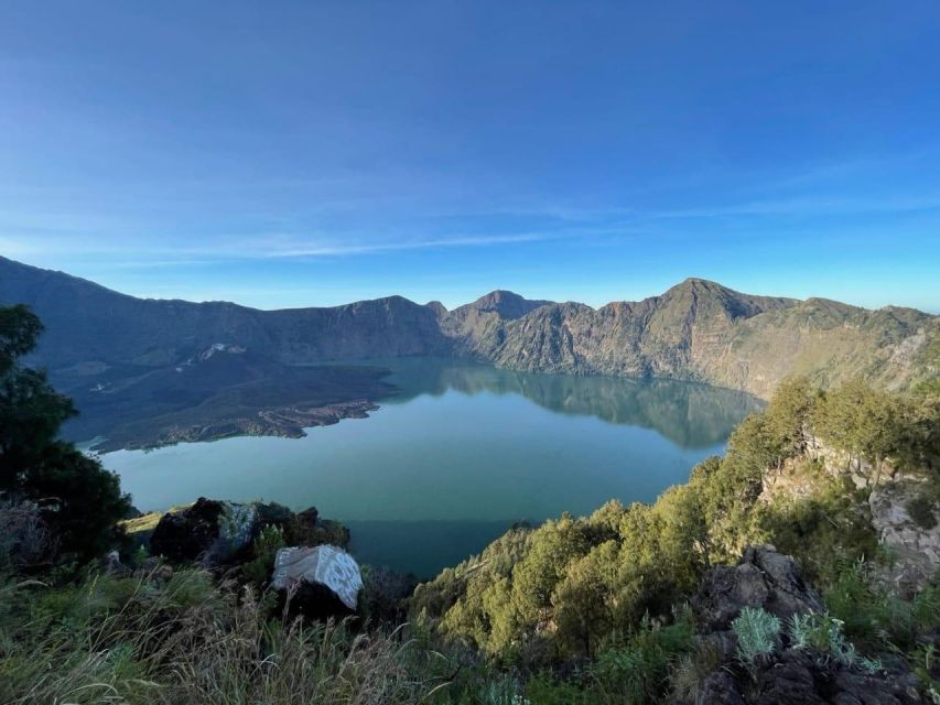 2d1n-rinjani-senaru-crater-rim-trek-senaru-village-departure