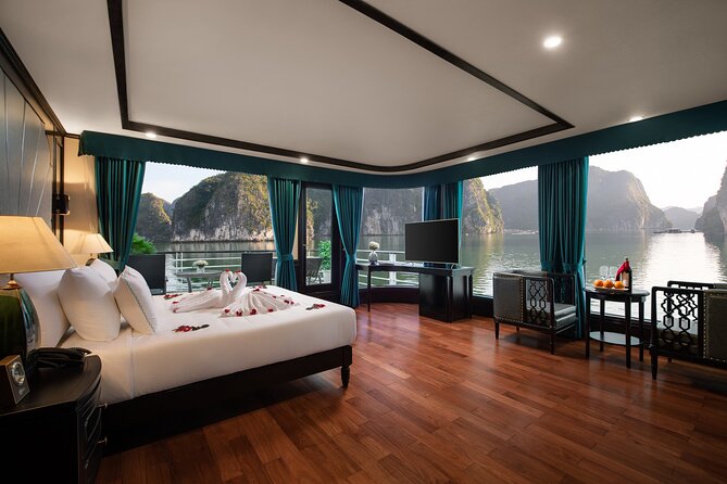 3-Day Luxury Halong Bay With Aspira Cruise: Kayaking, Meals, Cave