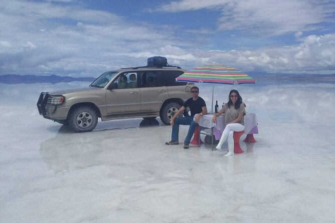 3-days-tour-to-the-uyuni-salt-flat-and-colored-lagoons-sunsetmirror-effect-itinerary-and-highlights
