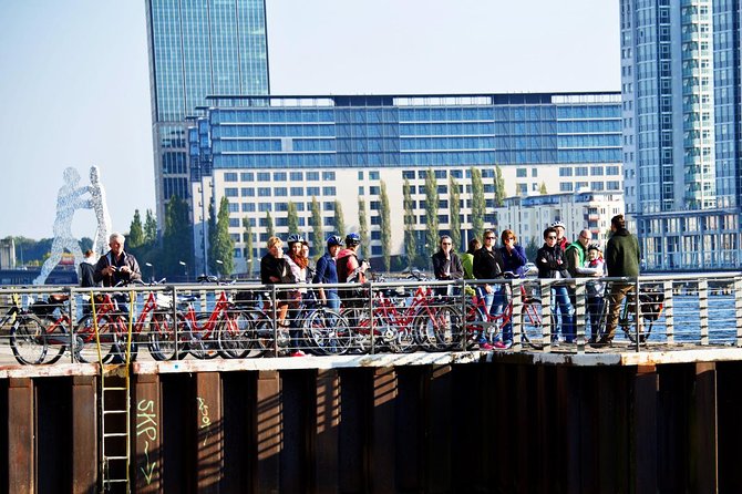 3-Hour Alternative Berlin Bike Tour: Vibes of Berlin - Overview of the Bicycle Tour