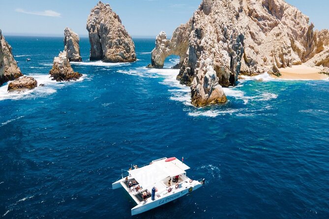 3-hour Snorkeling and Catamaran in Cabo San Lucas