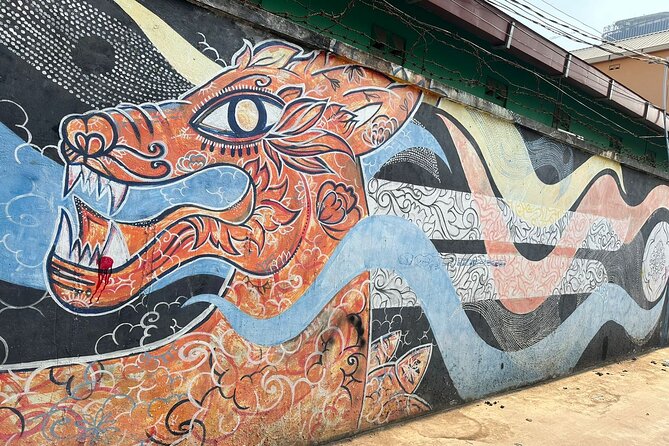 3 Hours Private Morning Market and Art Tour in Phnom Penh - Accessibility