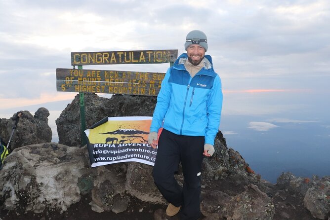 4 Days Mount Meru Trekking