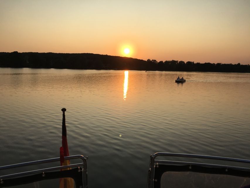 4 Hours Private Romantic River Boat Cruise With Wine
