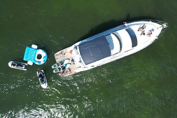 65ft-yacht-charter-in-miami-overview-of-yacht-charter