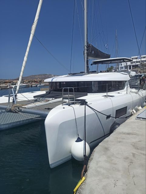 7-day-crewed-charter-the-cosmopolitan-lagoon-42-catamaran-overview-of-the-crewed-charter