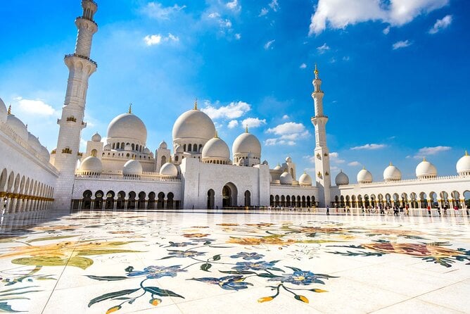 abu-dhabi-city-tour-sheikh-zayed-grand-mosque-2