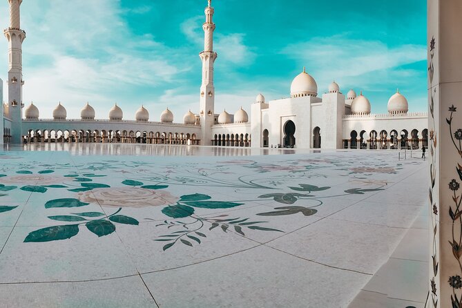 Abu Dhabi Full-Day Sightseeing Tour From Dubai