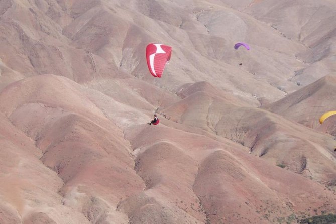 Agafay Desert Paragliding DUO Experience From Marrakech