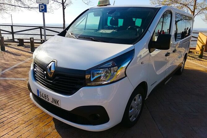 Airport Transfer! Center of Naha to Naha Airport (OKA)