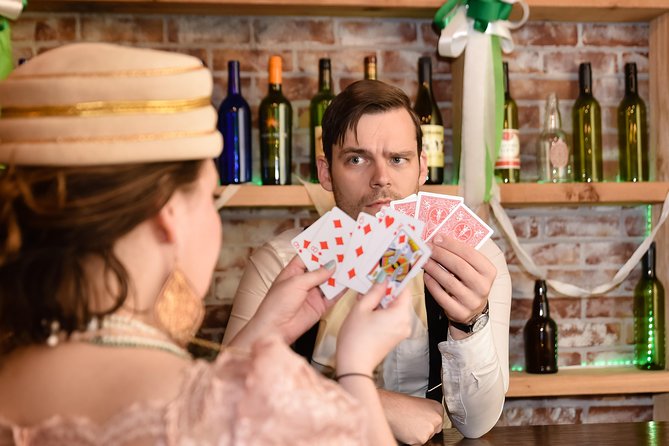 al-capones-speakeasy-immersive-1920s-experience