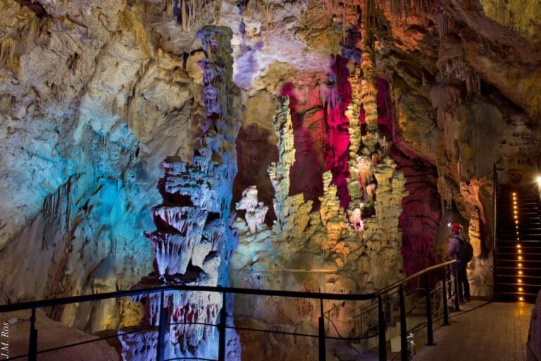 Alicante: Canelobre Caves Tour With Transport