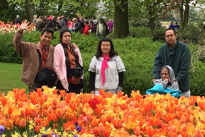 Amsterdam: Keukenhof Tulip Gardens and Giethoorn With Boat Tour - Inclusions and Exclusions