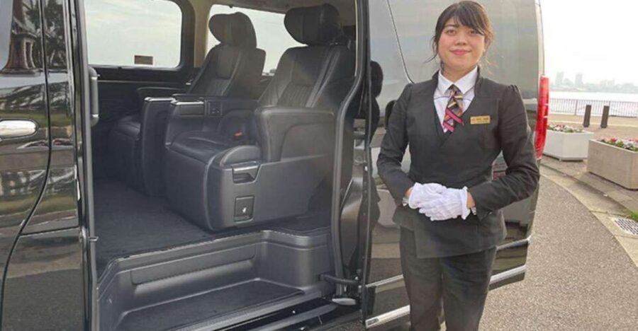 asahikawa-airport-to-from-biei-town-private-transfer-service-details