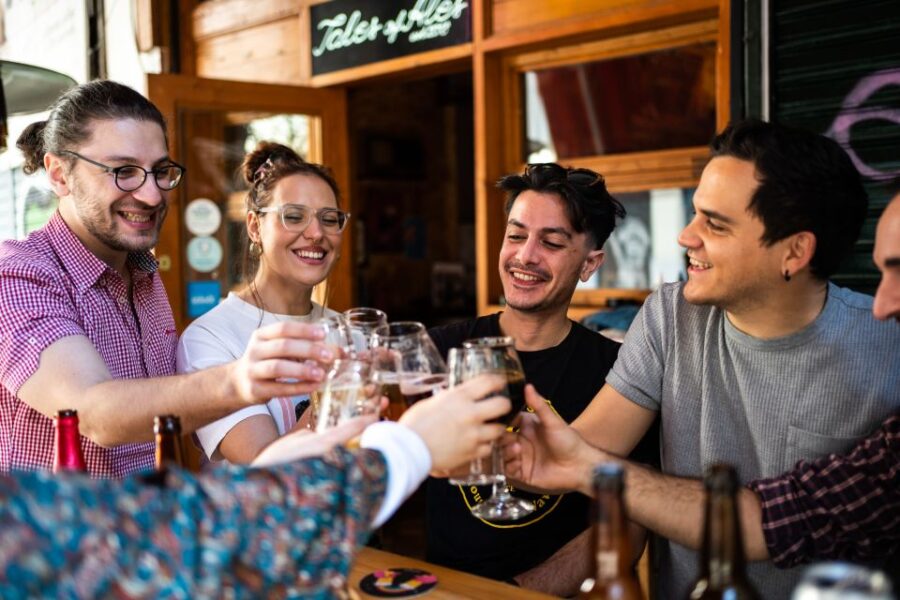 Athens: Craft Beer and Street Food Guided Walking Tour