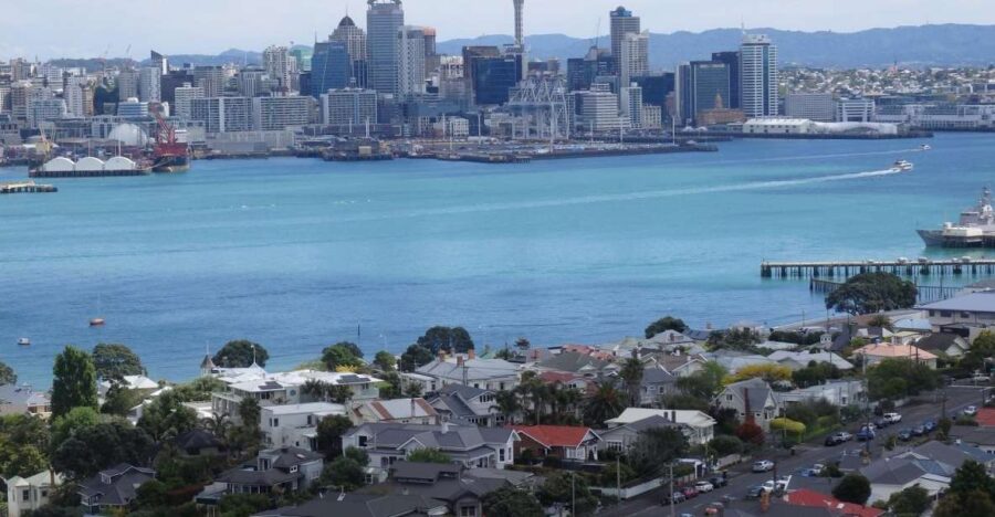 Auckland: Half-Day Scenic Sightseeing Tour - Tour Overview and Details