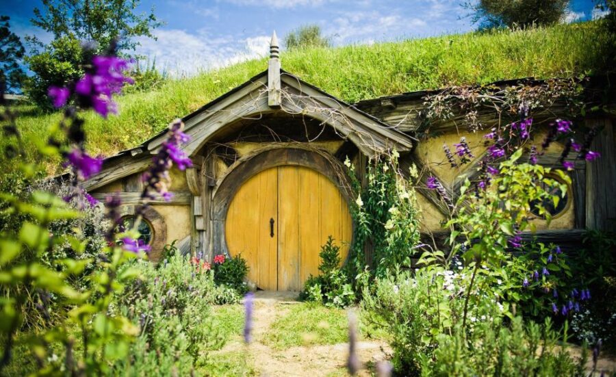 Auckland: Hobbiton Movie Set Tour With Lunch - Tour Overview