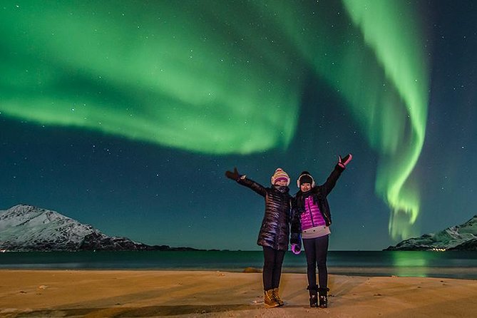 aurora-chase-with-professional-photographers-northern-lights-tour-details