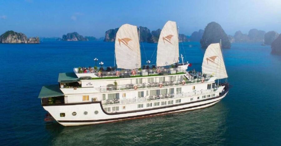 bai-tu-long-bay-2-day-cruise-cave-kayaking-fishing-village-overview-of-the-cruise