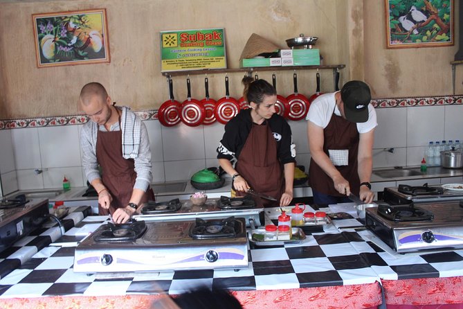 Balinese Cooking School (9 Dish Cooking and Market Tour) - Overview of the Experience