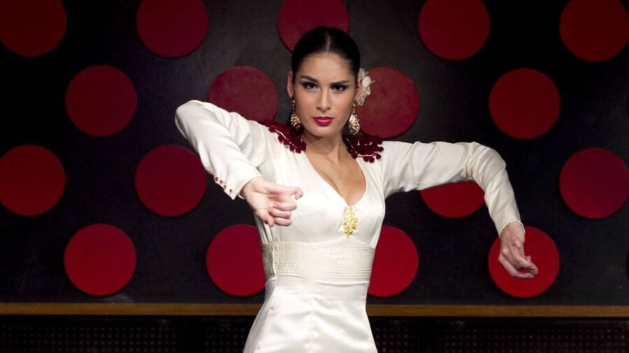 Barcelona: 4-Hour Tapas Evening Tour and Flamenco Show - Tour Description