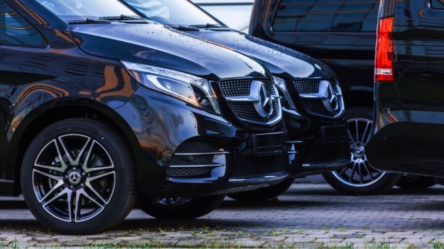 Barcelona: El Prat Airport (BCN) Private Transfer - Overview of the Service