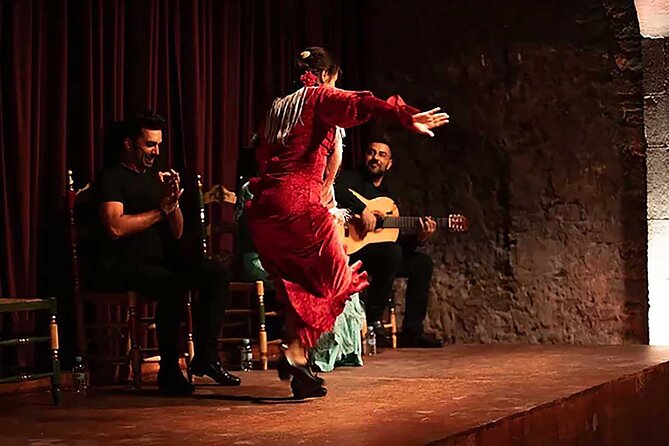 Barcelona Flamenco Show & Tapas Tour With Drinks in the Born - Overview