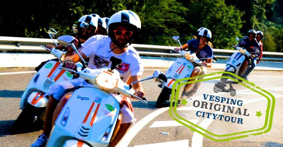 Barcelona Highlights: 4-Hour Vespa Scooter Tour