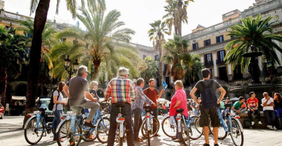 Barcelona Historical 3-Hour Bike Tour - Tour Overview