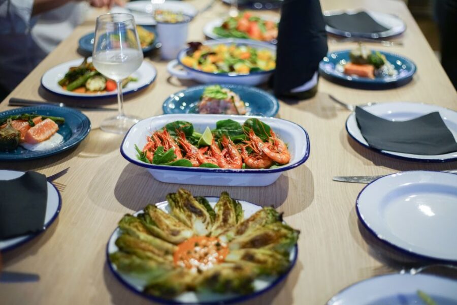 Barcelona: Lunch or Dinner Catamaran Sailing Tour - Overview of the Experience