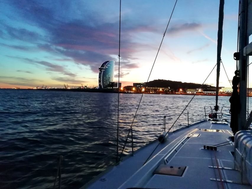 Barcelona: Luxury Private Sunset Yacht Cruise - Luxury Yacht Cruise Overview