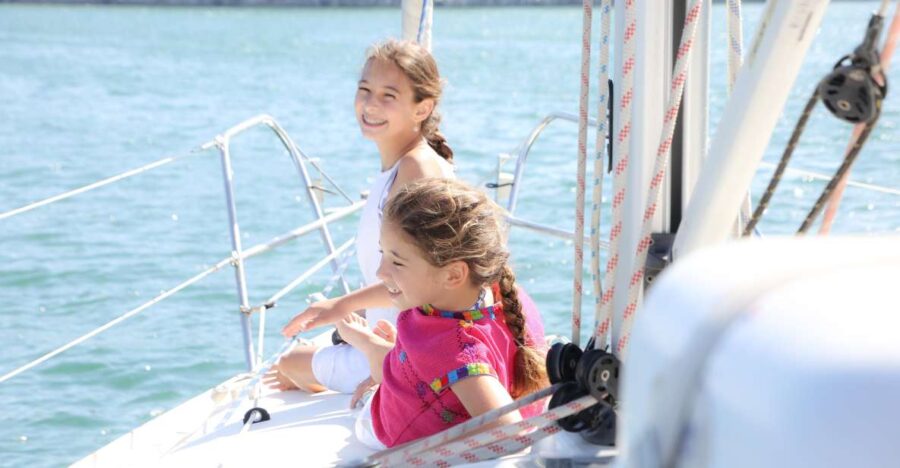 Barcelona: Sunrise Private Sailing Experience - Activity Overview