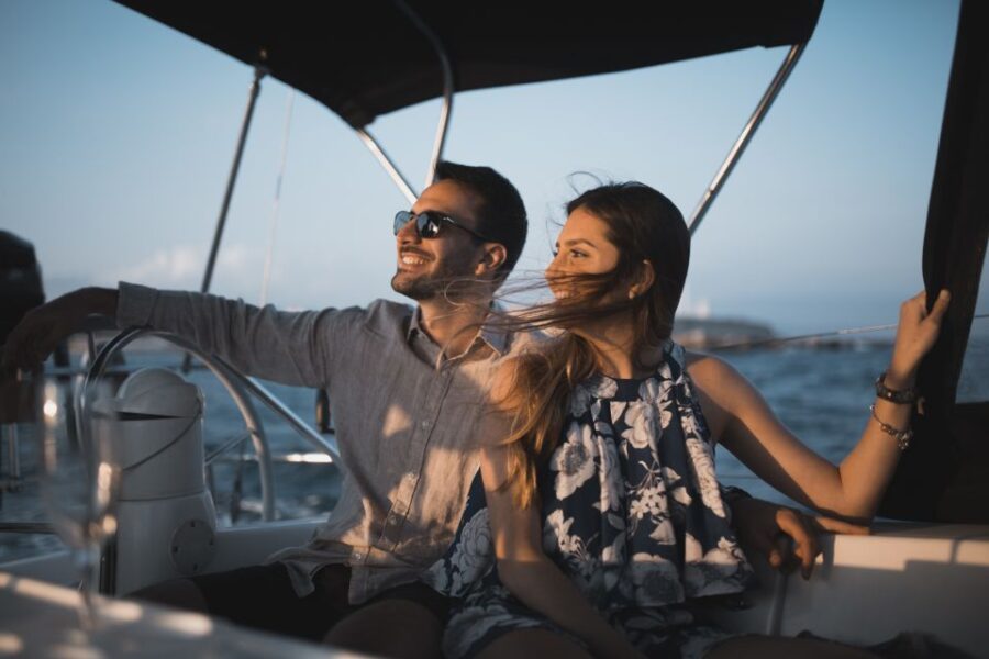 Barcelona: Sunset Boat Trip With Unlimited Cava Wine - Activity Details