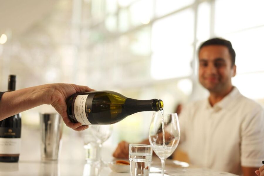 Barossa Valley: Jacobs Creek Perfect Picnic - Vineyard Tour and Arrival
