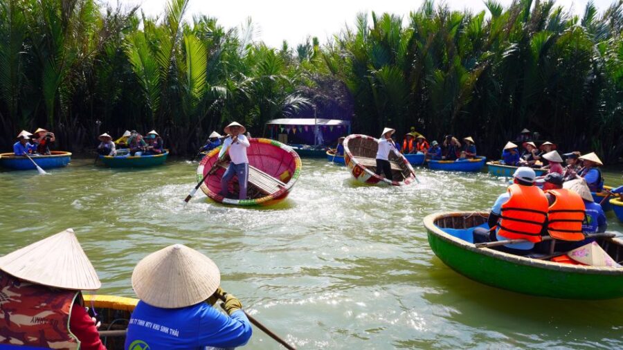 Basket Boat at Coconut Village, Kitchen Show and Big Lunch - Activity Details