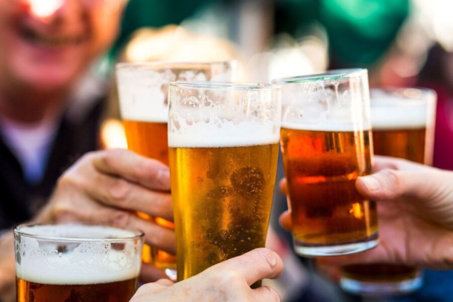 Bath: Guided Walking Tour of Historic Sights & Pubs (3h)