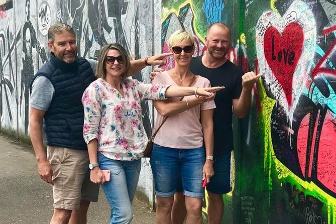 Belfast the Troubles Cab Tour Adventure 2hrs Personal Guide - Exploring Belfasts Vibrant Murals