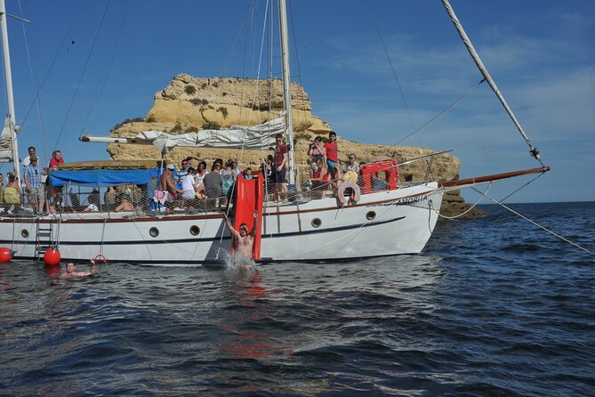 benagil-coastline-tour-allboat-overview-of-the-benagil-coastline-tour
