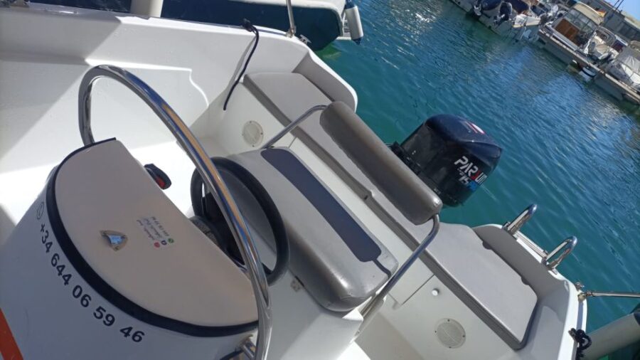benalmadena-boat-rental-without-a-license-boat-details