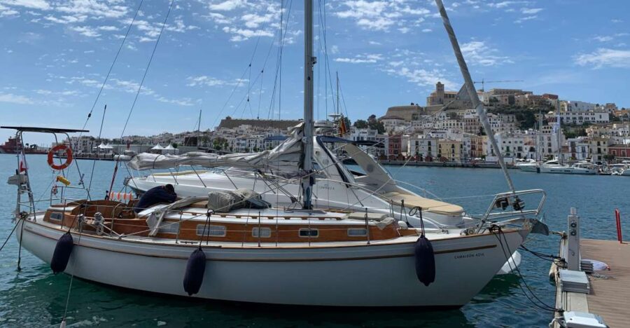 Benalmádena: Small Group Sailing Trip Along Costa Del Sol