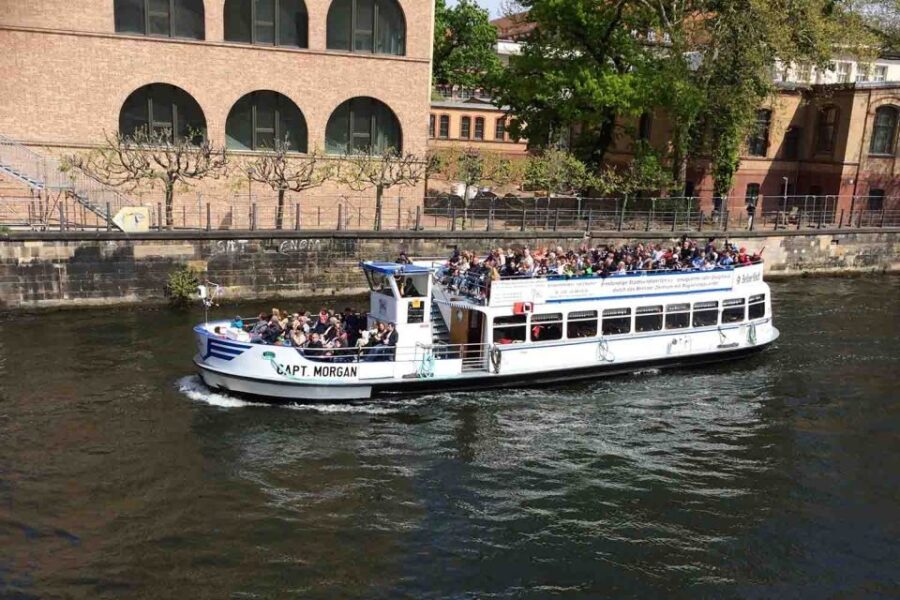 Berlin: Hop-On-Hop-Off Bus With Boat Cruise Option