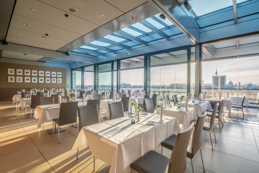 Berlin: Rooftop Dinner at the Käfer Restaurant Reichstag