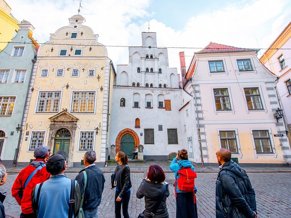 Best of Riga Walking Tour - Highlights and Hidden Gems - Overview of Riga Highlights