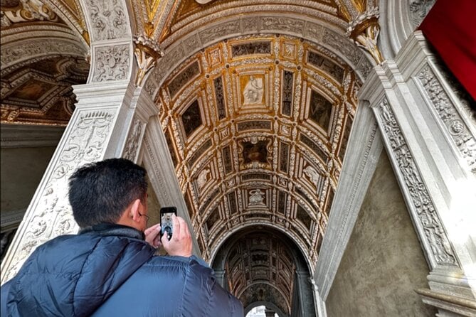 Best of Venice: Saint Marks Basilica, Doges Palace With Guide and Gondola Ride - Tour Overview